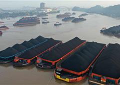 印尼：有條件批準礦企出口煤炭